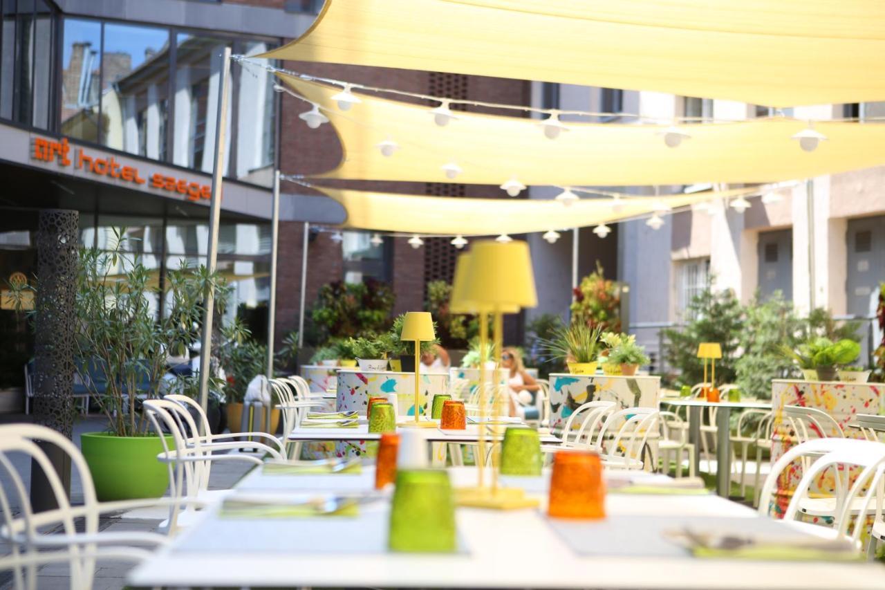 Art Hotel Szeged Luaran gambar