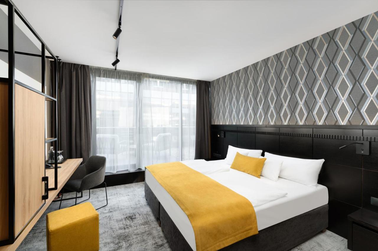 Art Hotel Szeged Luaran gambar