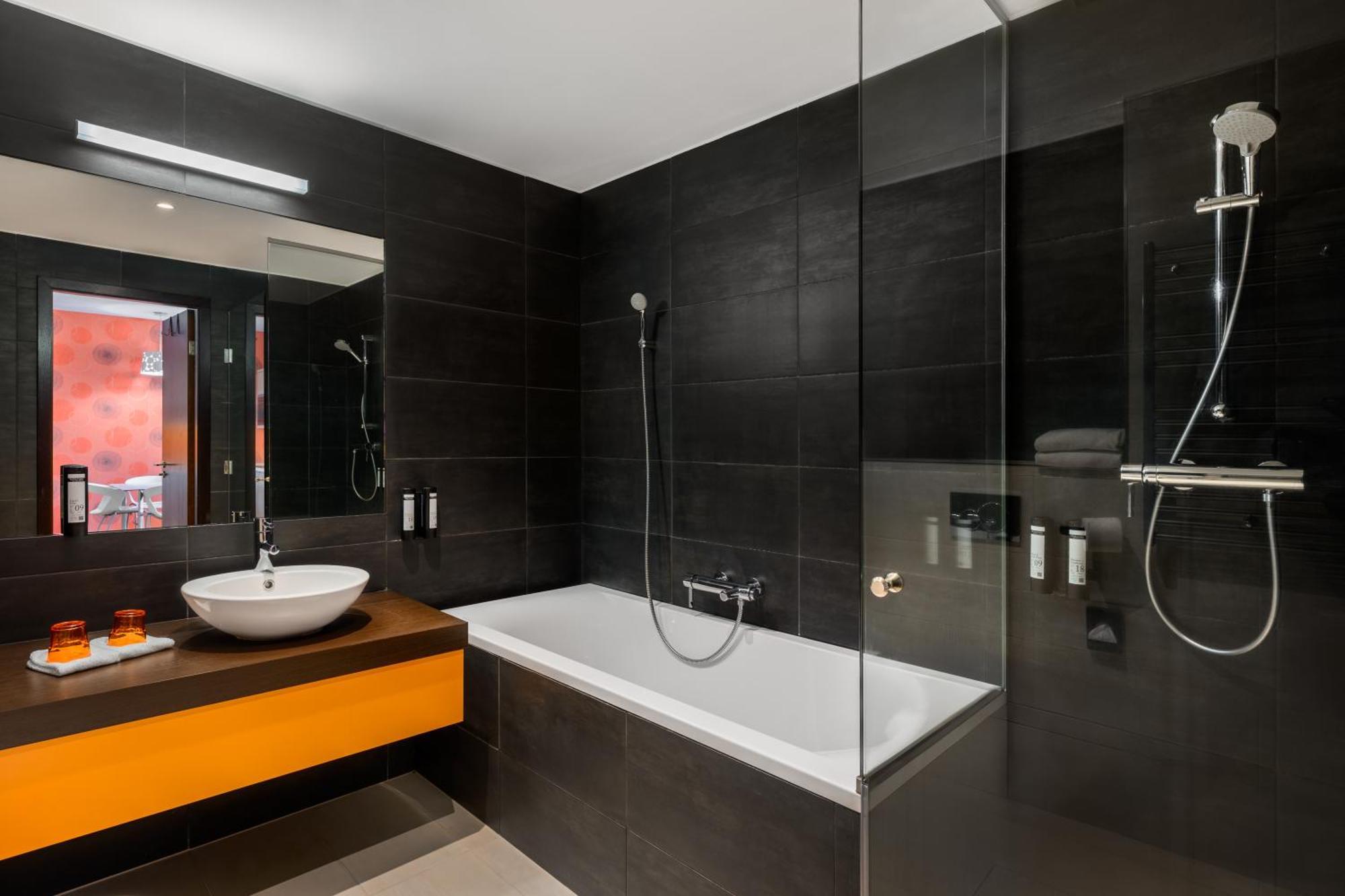 Art Hotel Szeged Luaran gambar